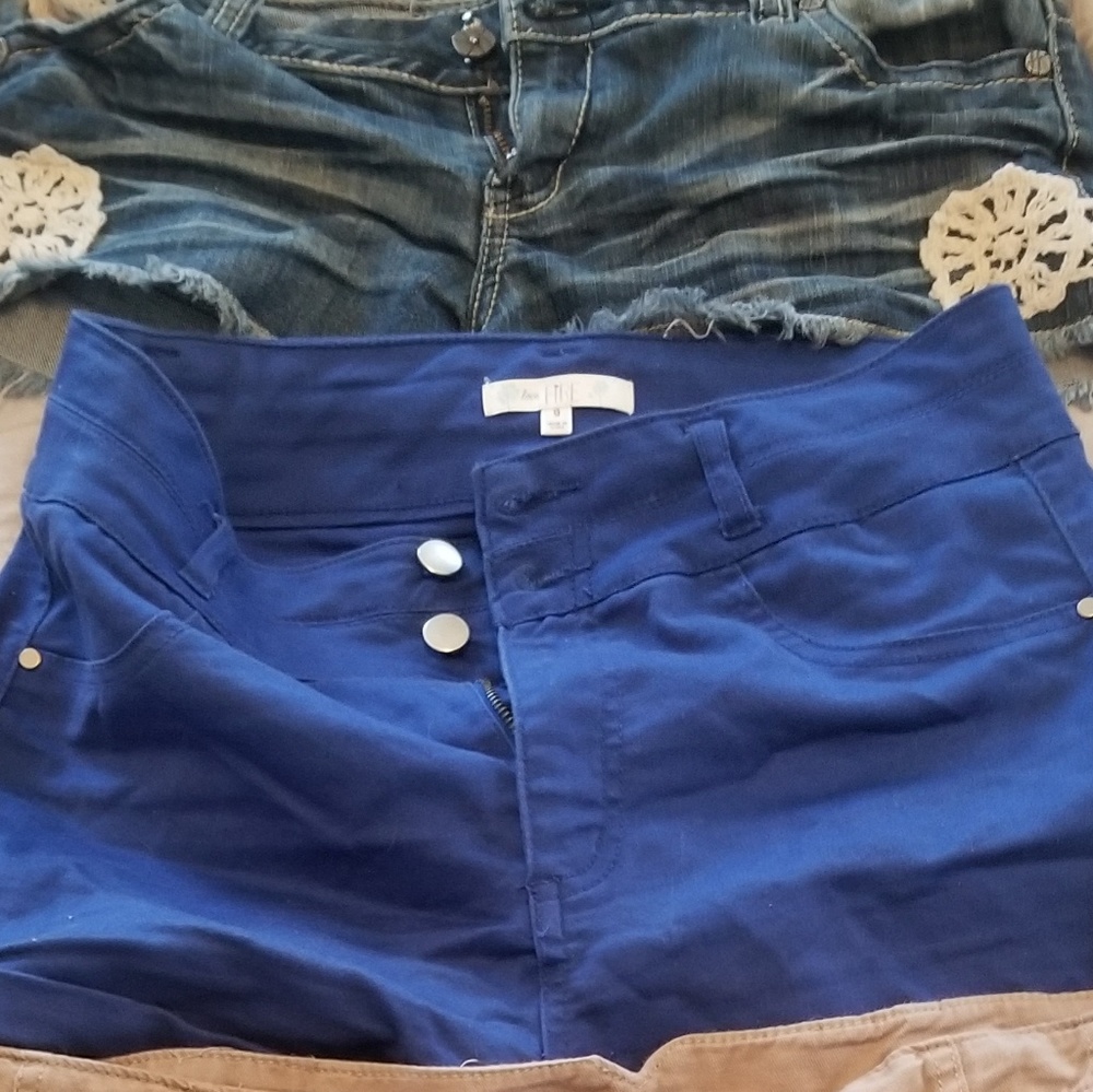 High waste womans shorts